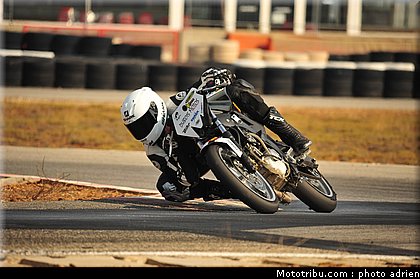 blanc_noir_002_zarco_fellon_grand_prix_2012.jpg