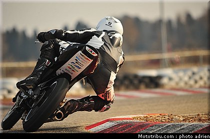 blanc_noir_011_zarco_fellon_grand_prix_2012.jpg