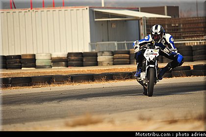 bleu_005_zarco_fellon_grand_prix_2012.jpg