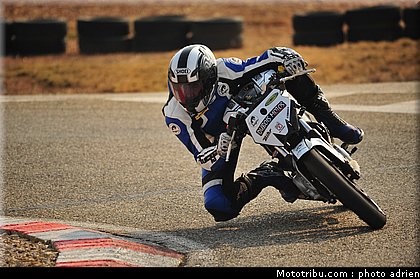 bleu_014_zarco_fellon_grand_prix_2012.jpg