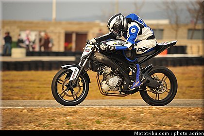 bleu_021_zarco_fellon_grand_prix_2012.jpg