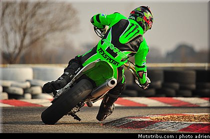 kawasaki_007_zarco_fellon_grand_prix_2012.jpg
