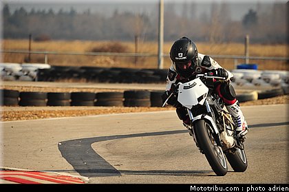 perolari_004_zarco_fellon_grand_prix_2012.jpg