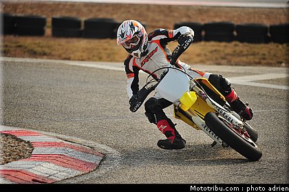 suzuki_008_zarco_fellon_grand_prix_2012.jpg