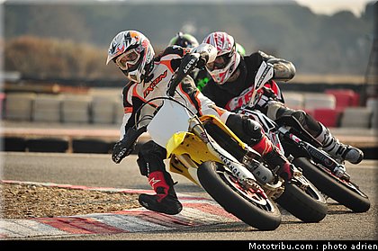 suzuki_009_zarco_fellon_grand_prix_2012.jpg