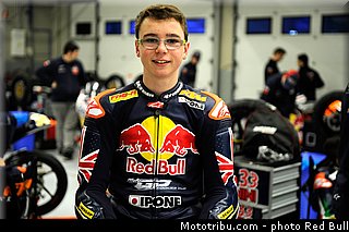 ray_004_redbull_motogp_rookies_cup_2013_test_fevrier.jpg