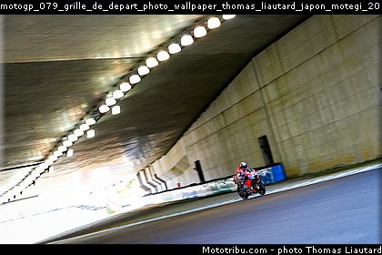 motogp_079_grille_de_depart_photo_wallpaper_thomas_liautard_japon_motegi_2018.jpg