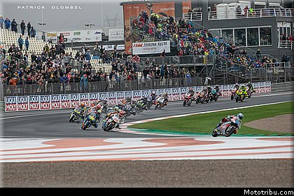 moto2_0058_les_photos_des_grands_prix_wallpapers_pixelmotards_patrick_olombel_valencia_2018.jpg