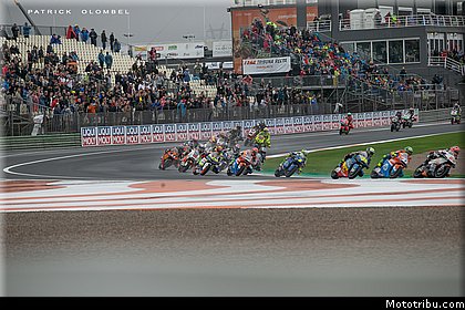 moto2_0060_les_photos_des_grands_prix_wallpapers_pixelmotards_patrick_olombel_valencia_2018.jpg