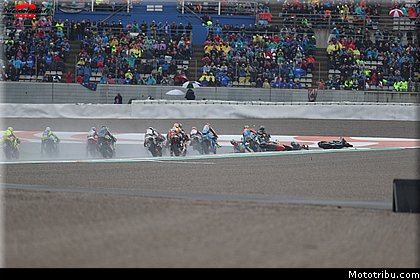 moto2_0073_les_photos_des_grands_prix_wallpapers_pixelmotards_patrick_olombel_valencia_2018.jpg