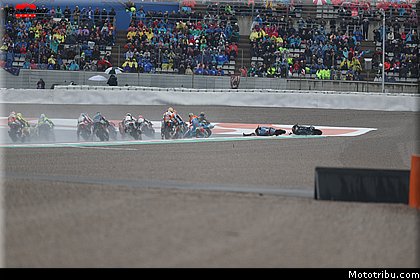 moto2_0080_les_photos_des_grands_prix_wallpapers_pixelmotards_patrick_olombel_valencia_2018.jpg