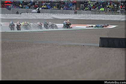 moto2_0085_les_photos_des_grands_prix_wallpapers_pixelmotards_patrick_olombel_valencia_2018.jpg