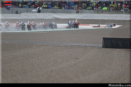moto2_0088_les_photos_des_grands_prix_wallpapers_pixelmotards_patrick_olombel_valencia_2018.jpg