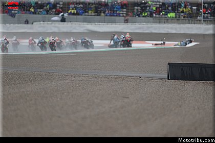moto2_0089_les_photos_des_grands_prix_wallpapers_pixelmotards_patrick_olombel_valencia_2018.jpg