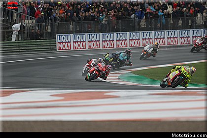 moto2_0105_les_photos_des_grands_prix_wallpapers_pixelmotards_patrick_olombel_valencia_2018.jpg