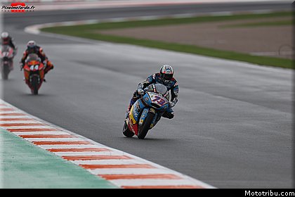 moto2_0129_les_photos_des_grands_prix_wallpapers_pixelmotards_patrick_olombel_valencia_2018.jpg