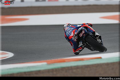 moto2_0156_les_photos_des_grands_prix_wallpapers_pixelmotards_patrick_olombel_valencia_2018.jpg