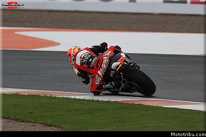 moto2_0157_les_photos_des_grands_prix_wallpapers_pixelmotards_patrick_olombel_valencia_2018.jpg