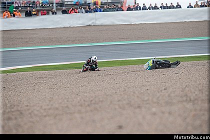 moto3_0015_les_photos_des_grands_prix_wallpapers_pixelmotards_patrick_olombel_valencia_2018.jpg