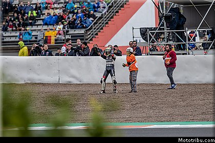 moto3_0027_les_photos_des_grands_prix_wallpapers_pixelmotards_patrick_olombel_valencia_2018.jpg
