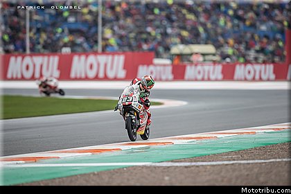 moto3_0041_les_photos_des_grands_prix_wallpapers_pixelmotards_patrick_olombel_valencia_2018.jpg