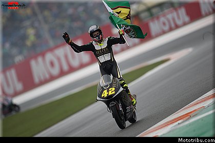 moto3_0135_les_photos_des_grands_prix_wallpapers_pixelmotards_patrick_olombel_valencia_2018.jpg
