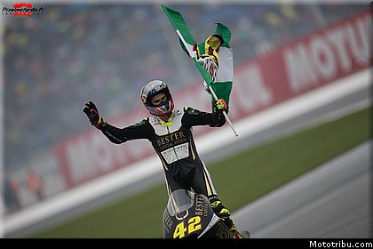 moto3_0136_les_photos_des_grands_prix_wallpapers_pixelmotards_patrick_olombel_valencia_2018.jpg