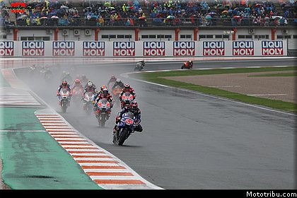motogp_0047_les_photos_des_grands_prix_wallpapers_pixelmotards_patrick_olombel_valencia_2018.jpg