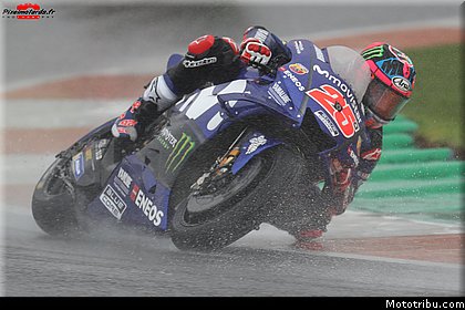 motogp_0067_les_photos_des_grands_prix_wallpapers_pixelmotards_patrick_olombel_valencia_2018.jpg