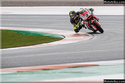 moto2 0012 vendredi essais libres photos hd wallpapers pixelmotards patrick olombel valencia 2018.jpg