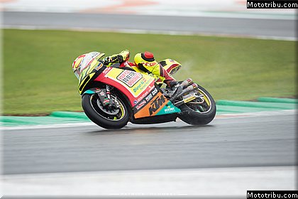 moto2 0024 vendredi essais libres photos hd wallpapers pixelmotards patrick olombel valencia 2018.jpg