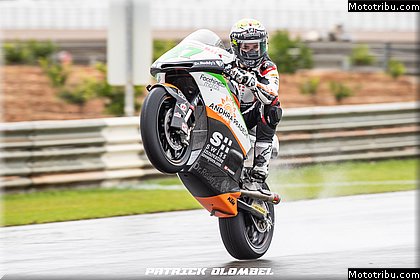 moto2 0031 vendredi essais libres photos hd wallpapers pixelmotards patrick olombel valencia 2018.jpg
