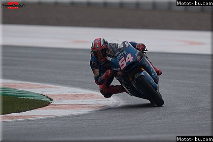 moto2 0059 vendredi essais libres photos hd wallpapers pixelmotards patrick olombel valencia 2018.jpg