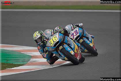 moto2 0071 vendredi essais libres photos hd wallpapers pixelmotards patrick olombel valencia 2018.jpg