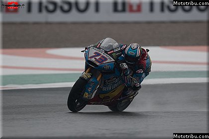 moto2 0093 vendredi essais libres photos hd wallpapers pixelmotards patrick olombel valencia 2018.jpg