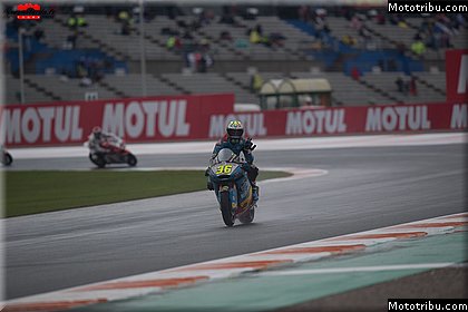 moto2 0126 vendredi essais libres photos hd wallpapers pixelmotards patrick olombel valencia 2018.jpg