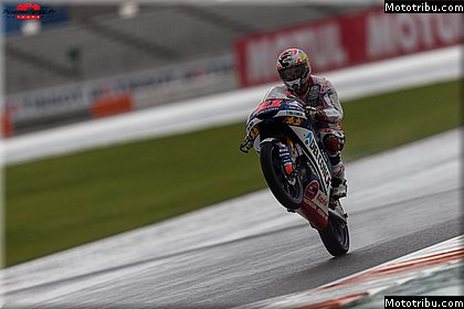 moto3 057 vendredi essais libres photos hd wallpapers pixelmotards patrick olombel valencia 2018.jpg