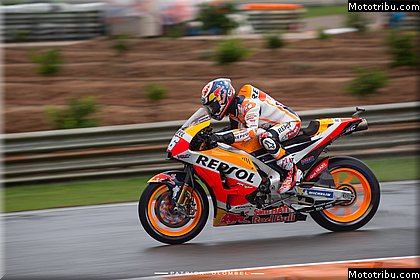 motogp 0004 vendredi essais libres photos hd wallpapers pixelmotards patrick olombel valencia 2018.jpg