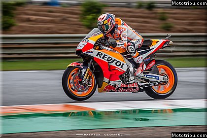 motogp 0008 vendredi essais libres photos hd wallpapers pixelmotards patrick olombel valencia 2018.jpg