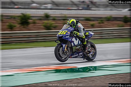 motogp 0013 vendredi essais libres photos hd wallpapers pixelmotards patrick olombel valencia 2018.jpg