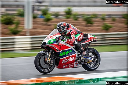 motogp 0024 vendredi essais libres photos hd wallpapers pixelmotards patrick olombel valencia 2018.jpg