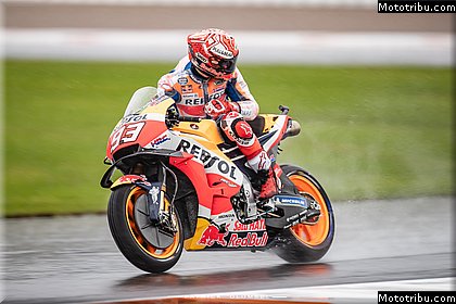 motogp 0034 vendredi essais libres photos hd wallpapers pixelmotards patrick olombel valencia 2018.jpg