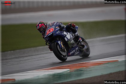 motogp 0064 vendredi essais libres photos hd wallpapers pixelmotards patrick olombel valencia 2018.jpg