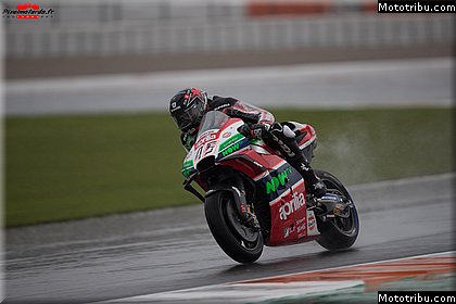 motogp 0069 vendredi essais libres photos hd wallpapers pixelmotards patrick olombel valencia 2018.jpg