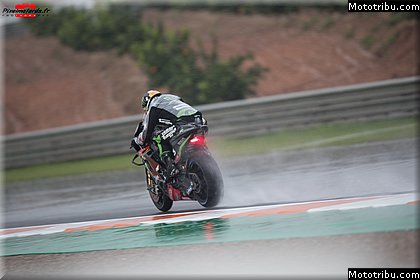 motogp 0072 vendredi essais libres photos hd wallpapers pixelmotards patrick olombel valencia 2018.jpg