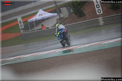 motogp 0074 vendredi essais libres photos hd wallpapers pixelmotards patrick olombel valencia 2018.jpg