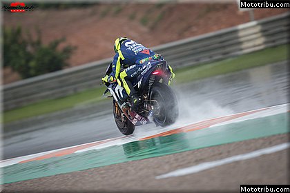 motogp 0075 vendredi essais libres photos hd wallpapers pixelmotards patrick olombel valencia 2018.jpg