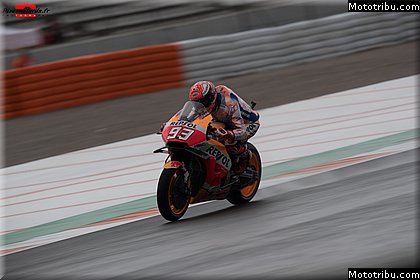 motogp 0095 vendredi essais libres photos hd wallpapers pixelmotards patrick olombel valencia 2018.jpg
