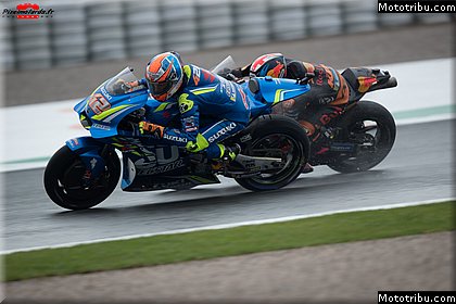 motogp 0104 vendredi essais libres photos hd wallpapers pixelmotards patrick olombel valencia 2018.jpg