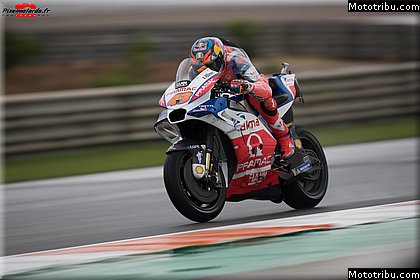 motogp 0130 vendredi essais libres photos hd wallpapers pixelmotards patrick olombel valencia 2018.jpg